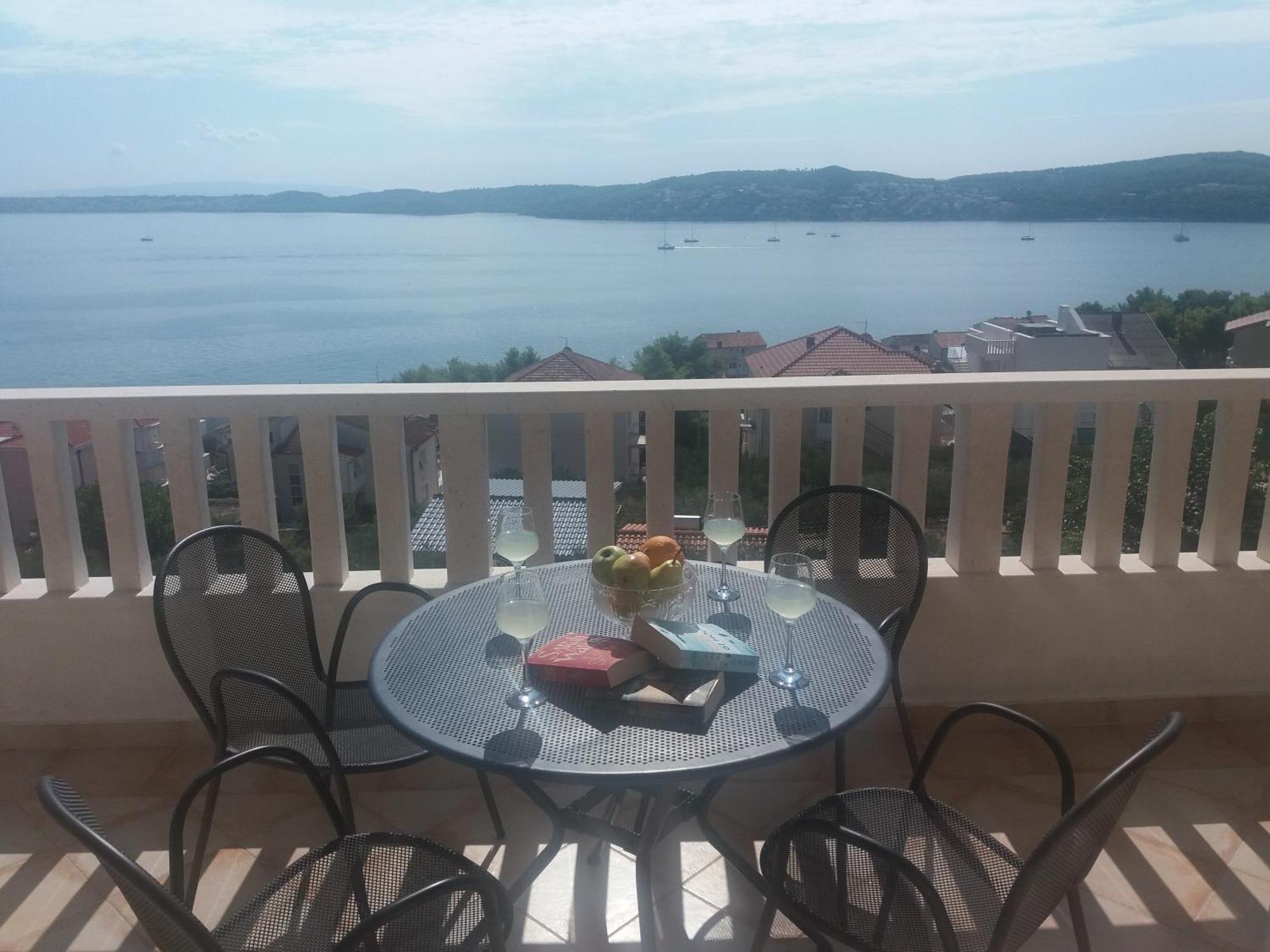Apartment Julio Трогир Экстерьер фото